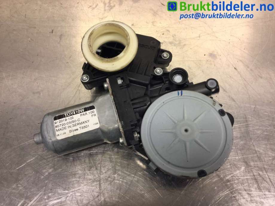 Ruteheis venstre foran til Toyota Avensis 2009-2015 (Type III, Fase 1)  (TOYOTA|85702-02020|262100-4360|)