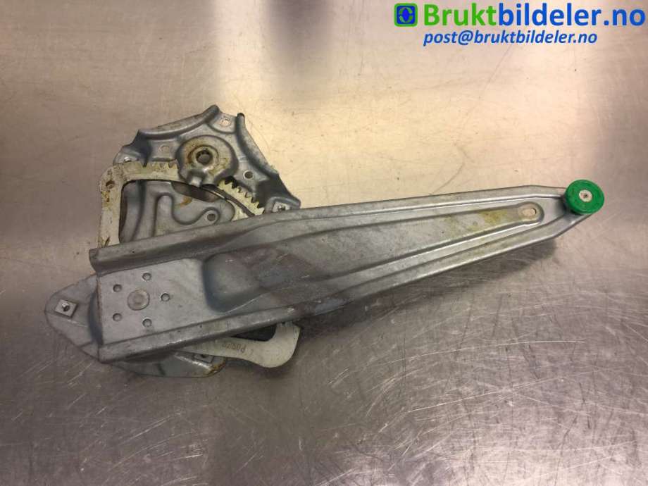 Ruteheis til Toyota Avensis 2009-2015 (Type III, Fase 1)  (TOYOTA|)