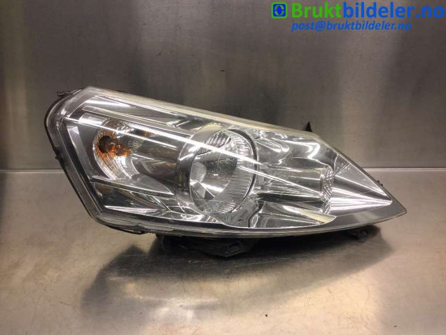 Frontlykt høyre halogen til Peugeot Expert 2007-2016 (Type II)  (PEUGEOT|14 004 553 80|89901160|)