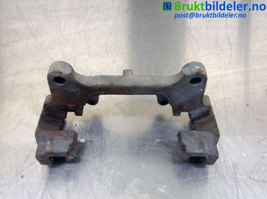 Bremsecaliper brakett til VW Tiguan, 2007-2011 (Type I, Fase 1) (VOLKSWAGEN|5N0 615 125)