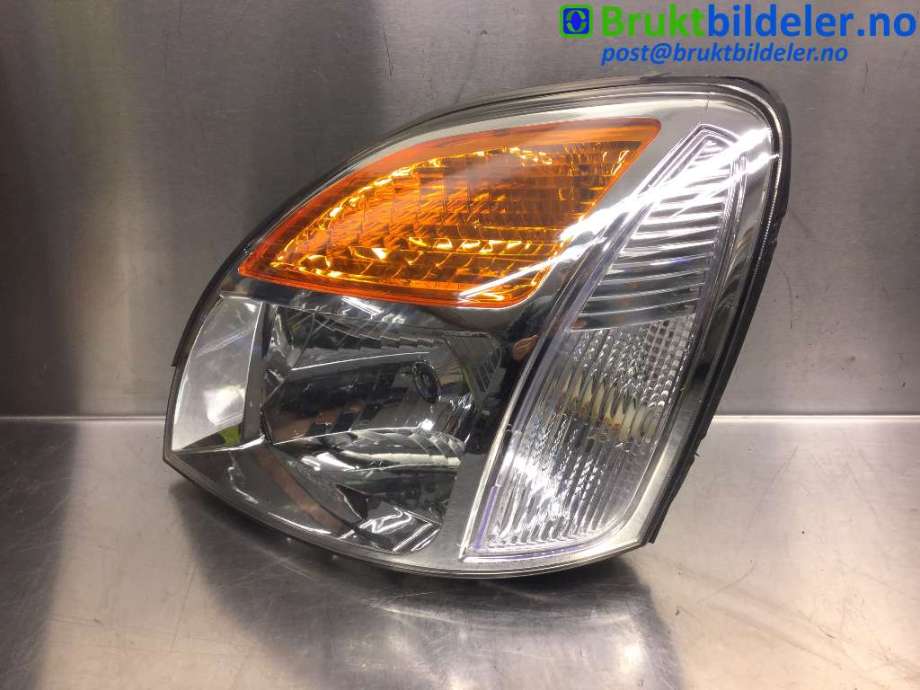 Frontlykt venstre halogen til Hyundai H-1 1998-2005 (Type I, Fase 1)  (HYUNDAI|92101-4A610|)