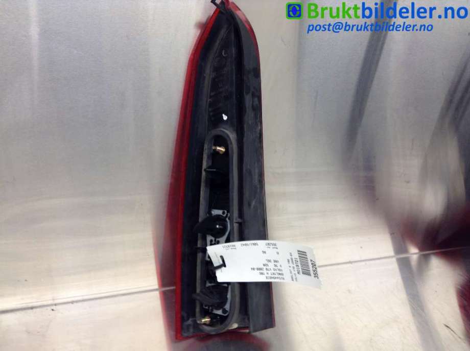 Baklykt høyre til Volvo V70 2000-2004 (Type II, Fase 1)  (VOLVO|9154494|)