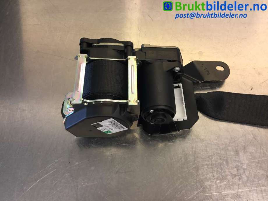 Sikkerhetsbelte foran høyre til BMW 3-Serie 2012-2018 (F30/F31/F34) (F30/F31/F34) (BMW|72 11 7 383 318|623742700|622367900 D)