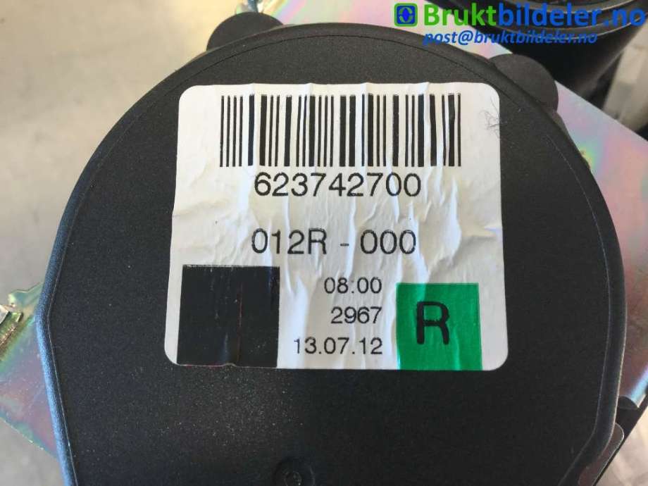 Sikkerhetsbelte foran høyre til BMW 3-Serie 2012-2018 (F30/F31/F34) (F30/F31/F34) (BMW|72 11 7 383 318|623742700|622367900 D)