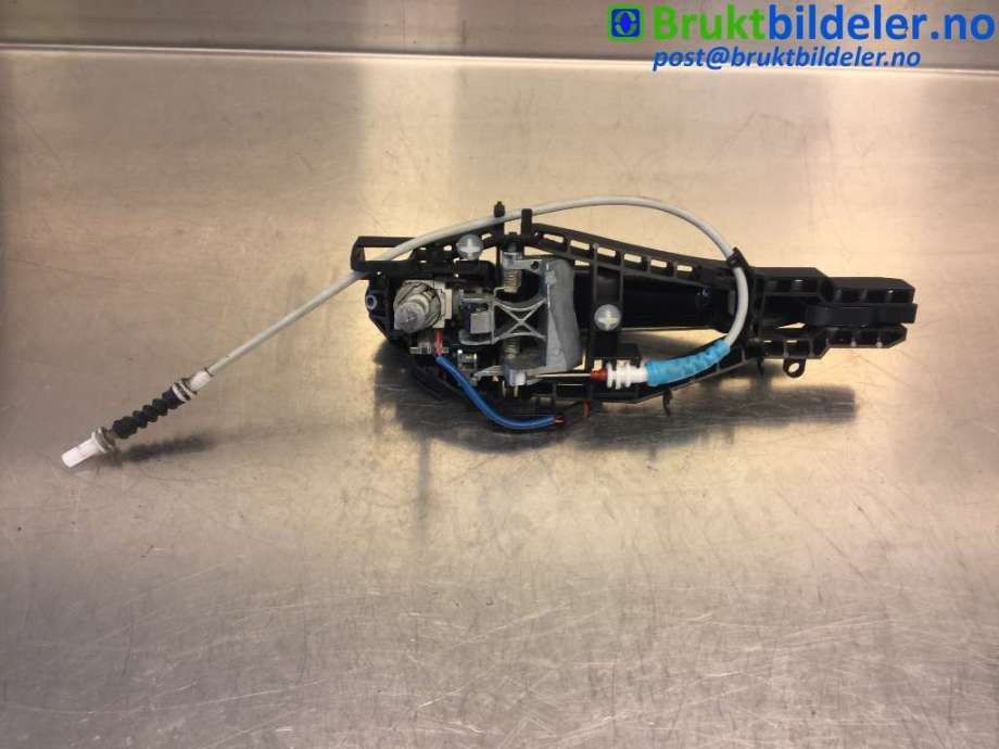Dørhåndtak utv venstre foran til BMW 3-Serie 2012-2018 (F30/F31/F34) (F30/F31/F34) (BMW|51 21 7 242 567|)