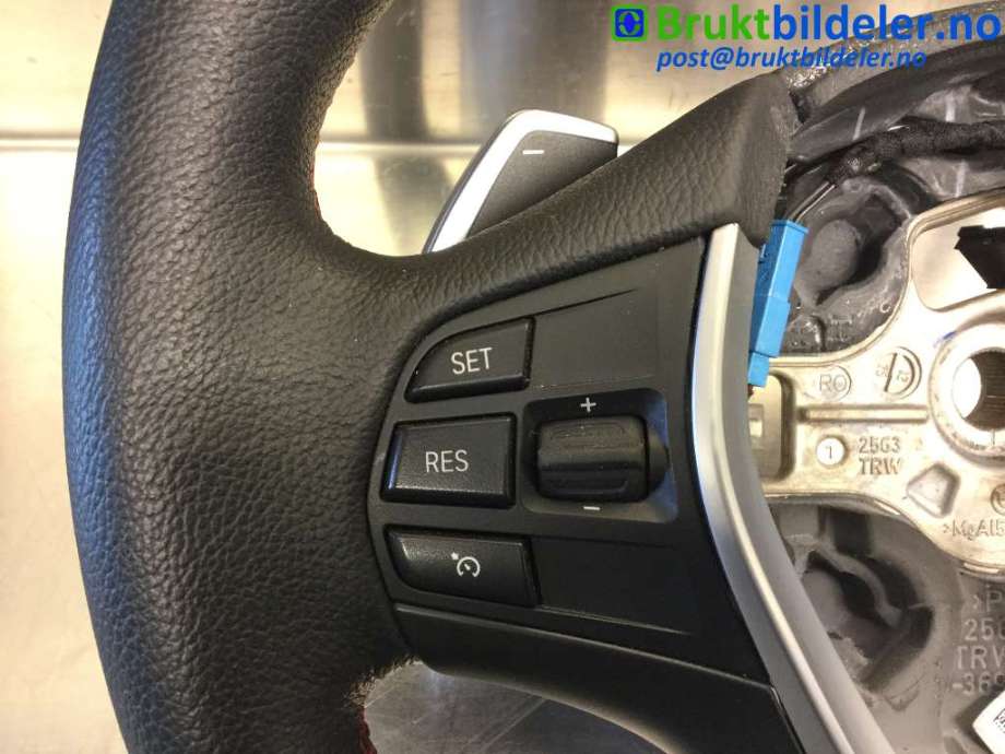 Ratt til BMW 3-Serie 2012-2018 (F30/F31/F34) (F30/F31/F34) (BMW|32 30 6 863 349|62563181D|)