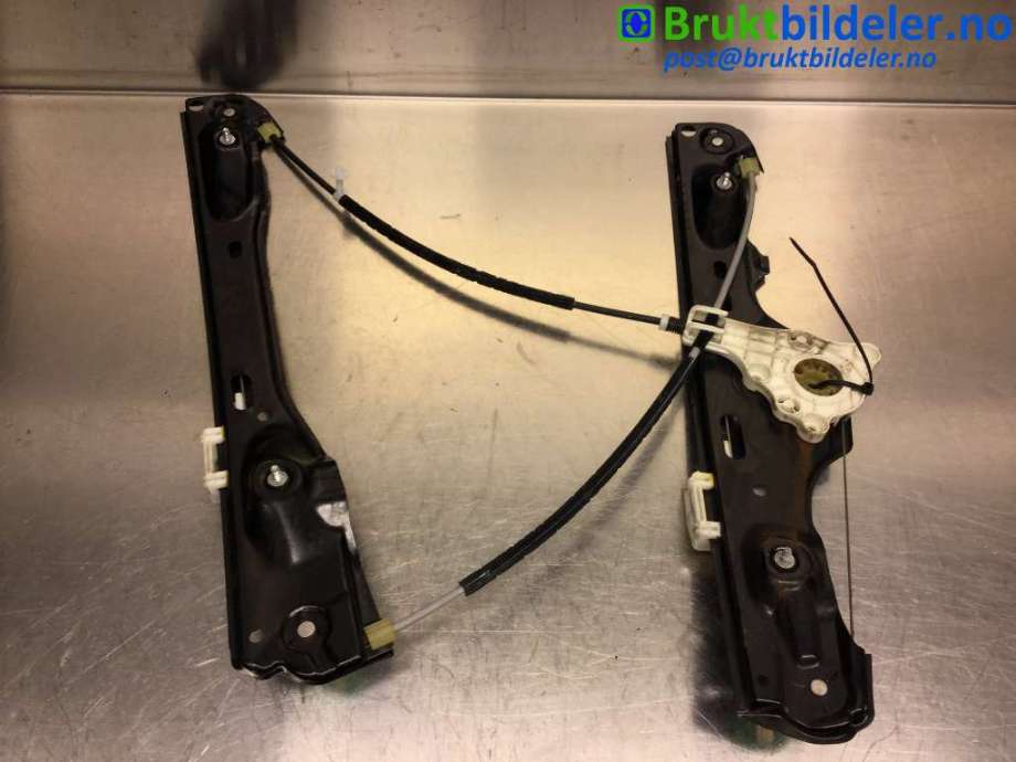 Ruteheis til BMW X1 2009-2015 (E84) (E84) (BMW|2 990 293|2990385|)
