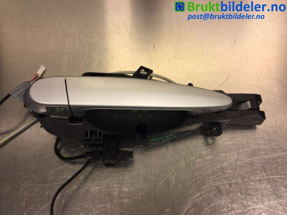 Dørhåndtak utv høyre til BMW X1 2009-2015 (E84) (E84) (BMW|51 21 2 992 974|)