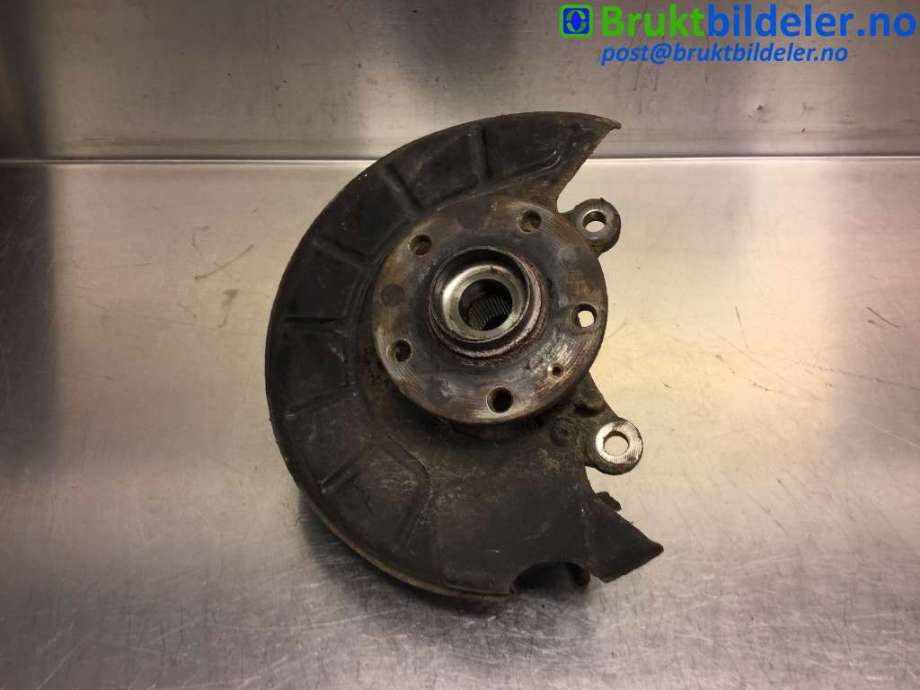 Hjulspindel høyre foran til VW Scirocco, 2008-2013  (VOLKSWAGEN|1K0 407 256 AA)