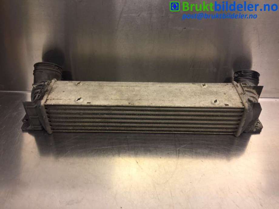 Intercooler til BMW X1 2009-2015 (E84) (E84) (BMW|7 798 788-02|3296399|)