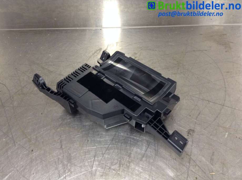Instrumentpanel til Toyota Prius, 2016-2023 (Type IV) (combi) (combi) (TOYOTA|83108-47070-D)
