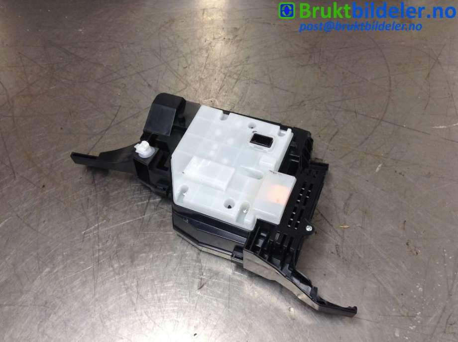 Instrumentpanel til Toyota Prius 2016-2023 (Type IV) (combi) (combi) (TOYOTA|83108-47070-D|)