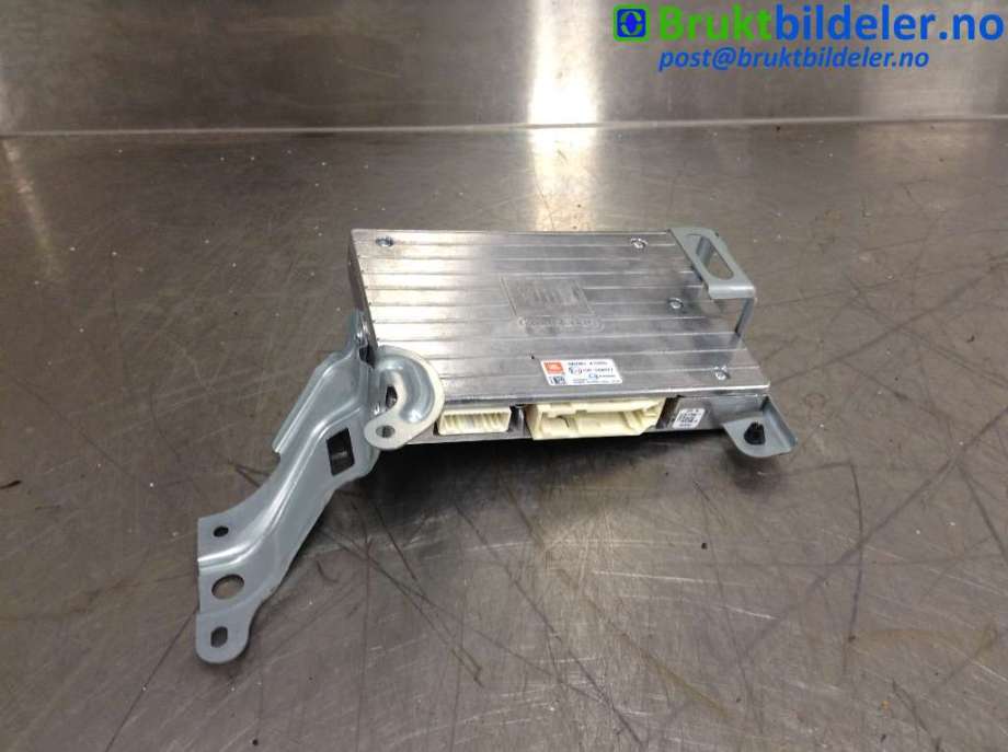 Bilstereo forsterker til Toyota Prius, 2016-2023 (Type IV) (combi) (combi) (TOYOTA|86280-47050)