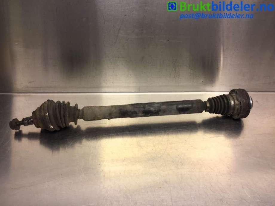 Drivaksel høyre foran til VW Golf V, Combi, 2003-2008  (VOLKSWAGEN|1K0 407 272 KJ)
