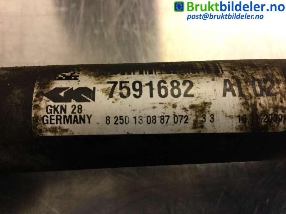 Drivaksel høyre foran til BMW X1 2009-2015 (E84) (E84) (BMW|7 591 682|)