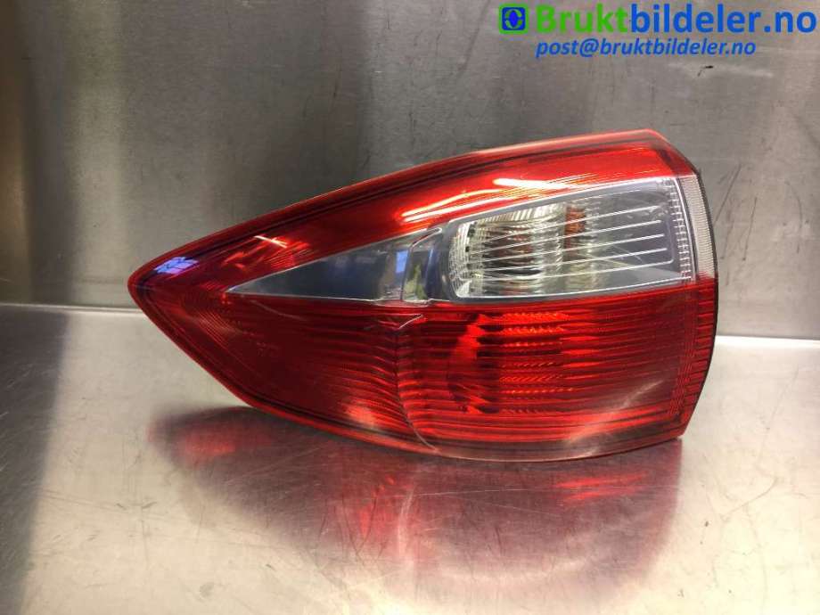 Baklykt venstre til Ford C-Max 2010-2015 (Type II, Fase 1) (FORD|AM51 13405 BE|89502671|)