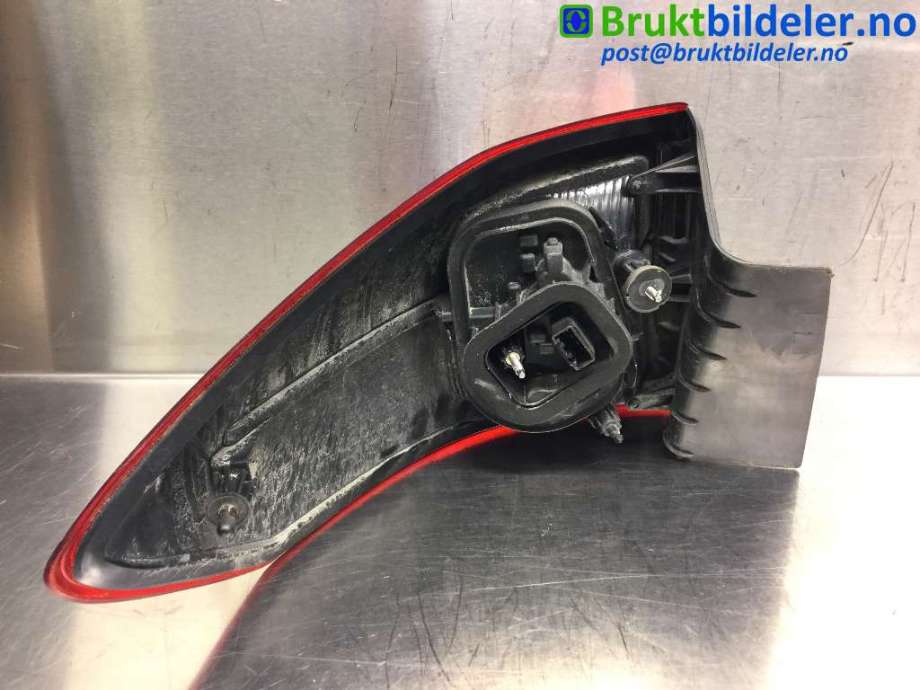 Baklykt høyre til Ford C-Max 2010-2015 (Type II, Fase 1)  (FORD|AM51 13404 BE|89502670|)