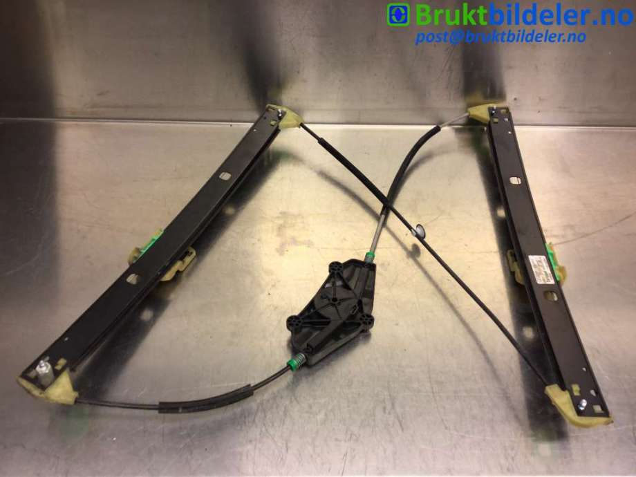 Ruteheis til Audi Q5 2012-2017 (Type I, Fase 2)  (AUDI|8R0 837 462 G|1021-966286-115|)