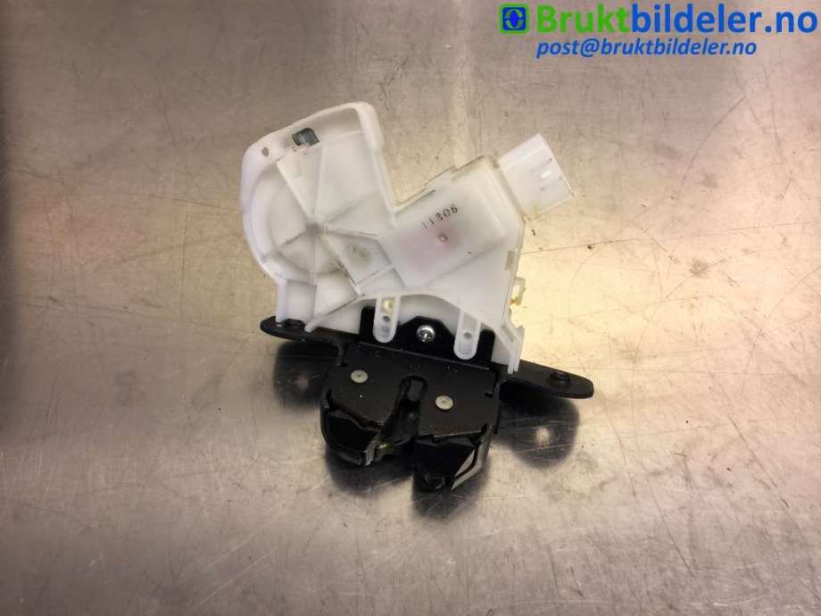 Baklukelås til Toyota Verso-S, 2011-2015 (COMBI) (COMBI) (TOYOTA|69350-52350)
