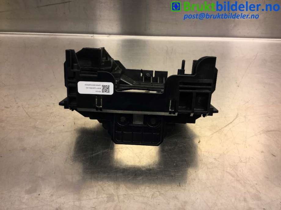Bryter diverse til Ford Focus 2011-2014 (Type III, Fase 1)  (FORD|BV6T-13N064-AG|)