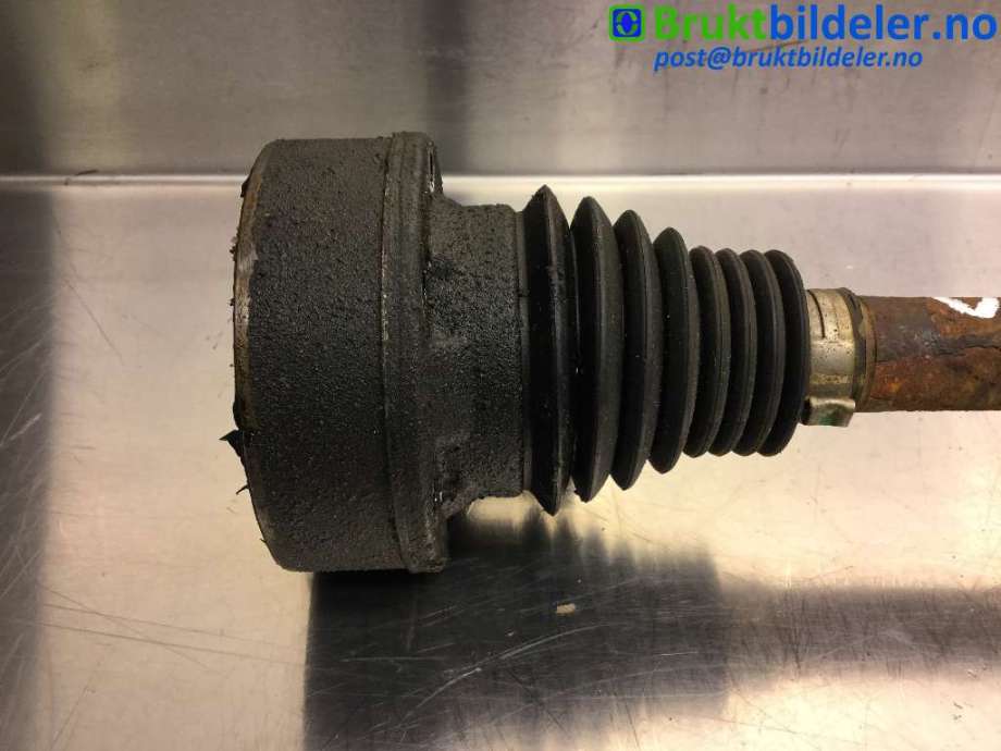 Drivaksel venstre foran til VW Beetle 1998-2010 (Type I)  (VOLKSWAGEN|)