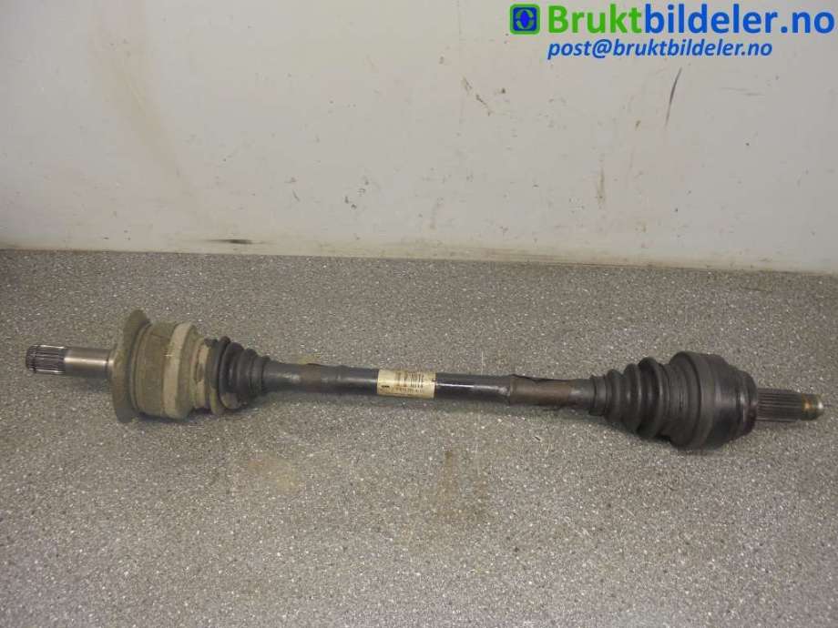 Drivaksel venstre bak til BMW 5-Serie, 2010-2017 (F10/F11) (F10/F11) (BMW|)