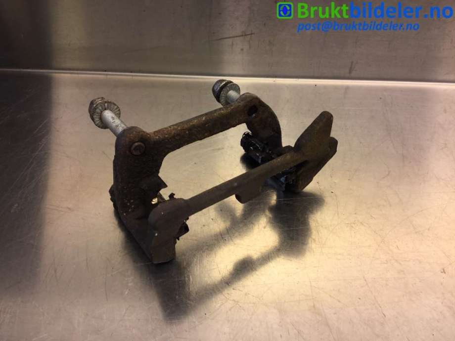 Bremsecaliper brakett til Audi Q5 2012-2017 (Type I, Fase 2)  (AUDI|8K0 615 425 C|)