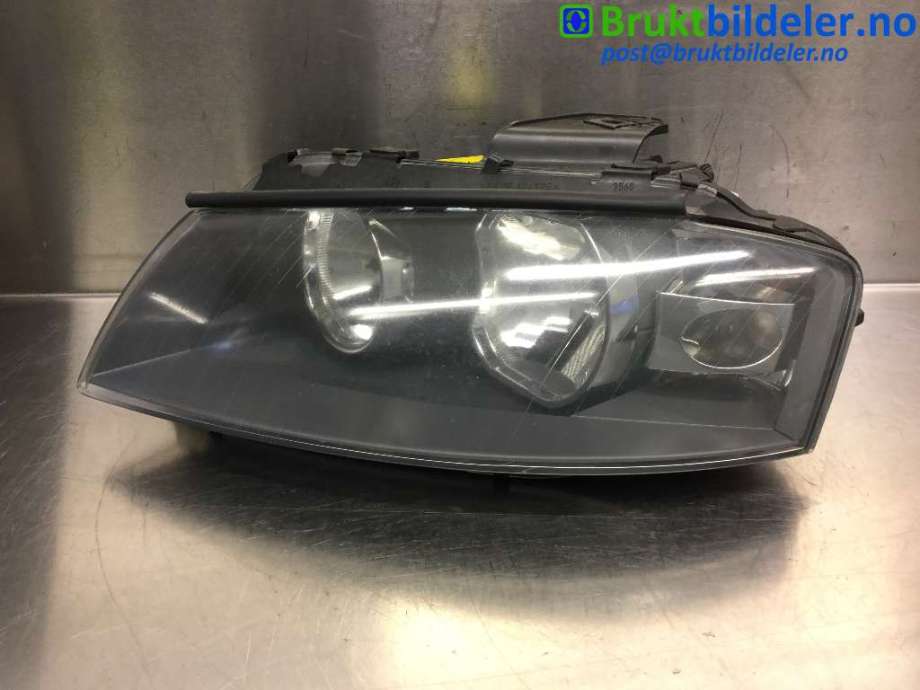 Frontlykt venstre halogen til Audi A3 2003-2008 (Type II, Fase 1)  (AUDI|8P0 941 003 A|0 301 206 201|)
