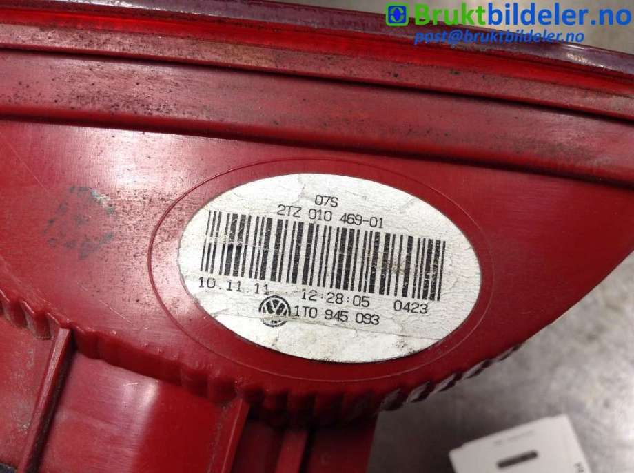 Baklykt venstre indre til VW Touran 2010-2015 (Type I, Fase 3)  (VOLKSWAGEN|1T0 945 093|)