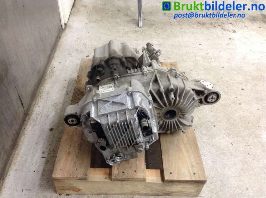Motor elbil bak til Tesla Model X 2016-->>  (TESLA|1037000-00-F|L2S|)