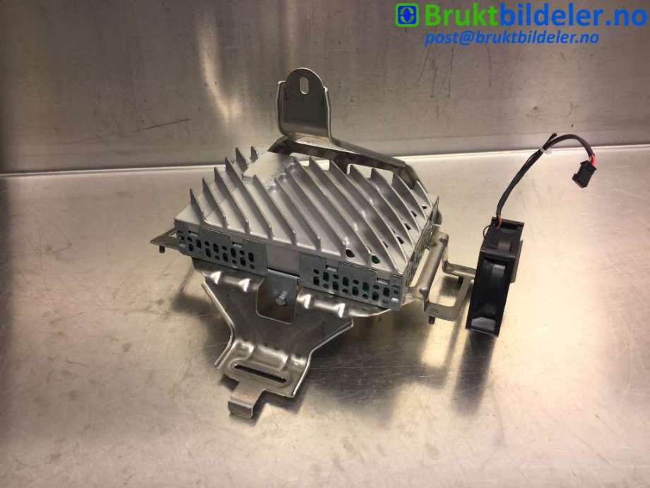 Bilstereo forsterker til BMW i3, 2013-2022  (BMW|6 836 346)