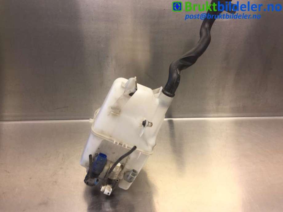 Spylertank til Volvo V60 2010-2013 (Type I, Fase 1)  (VOLVO|31253218|)