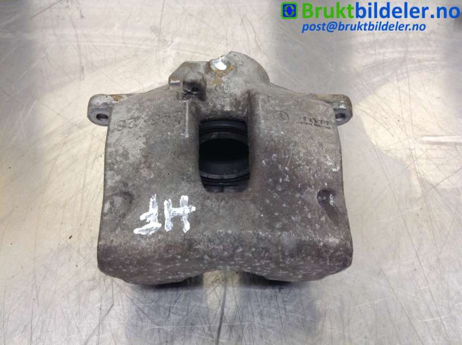 Bremsecaliper høyre foran til Mercedes C-Klasse 2007-2011 (Fase 1) (W204) (W204) (MERCEDES|A 204 421 24 81|)