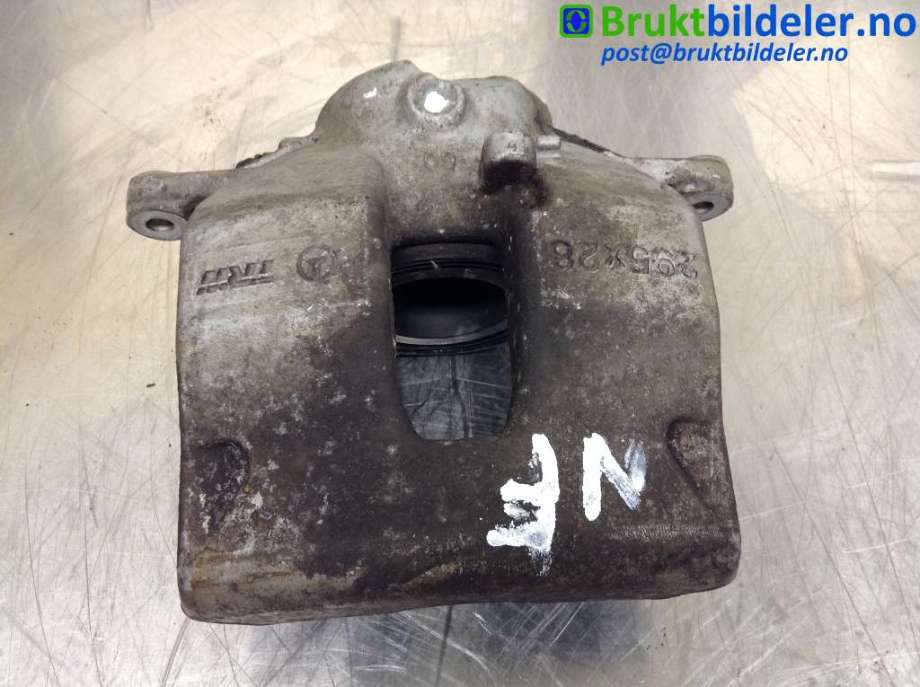 Bremsecaliper venstre foran til Mercedes C-Klasse 2007-2011 (Fase 1) (W204) (W204) (MERCEDES|4109-B|)