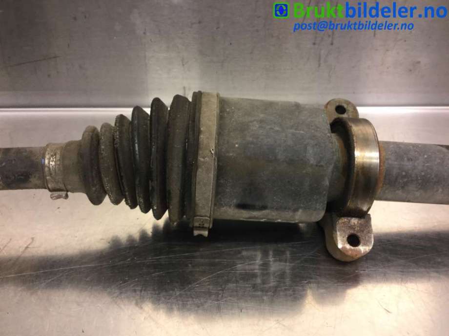 Drivaksel høyre foran til Volvo V70 2007-2013 (Type III, Fase 1)  (VOLVO|31272550||6G9N-3B436-BE)