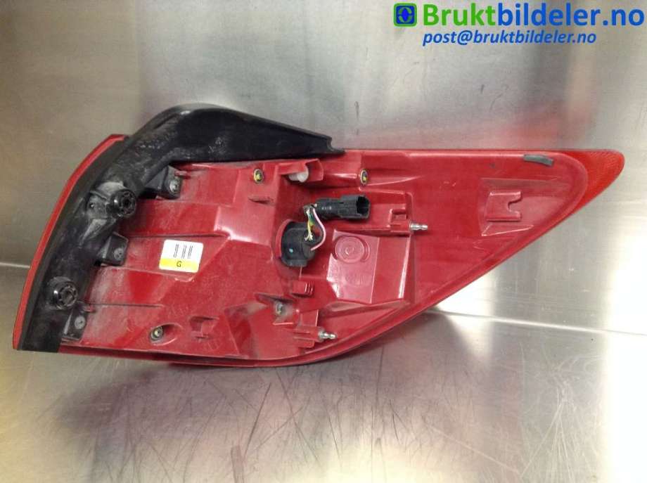 Baklykt venstre til Kia Sportage 2010-2016 (Type III)  (KIA|)