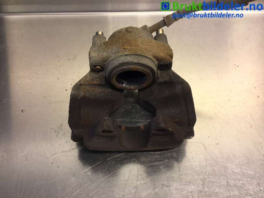 Bremsecaliper høyre foran til VW Transporter / Caravelle 2015-2019 (T6) (T6) (VOLKSWAGEN|7H0 615 124 A|)