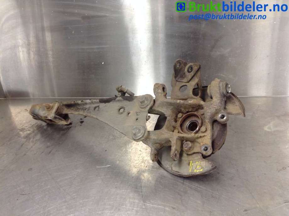 Hjulspindel venstre bak til Toyota RAV4 2006-2009 (Type III, Fase 1) (TOYOTA|42305-42020|)