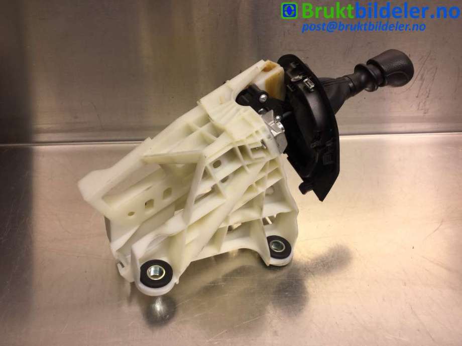 Girstang manuell til VW Transporter / Caravelle 2015-2019 (T6) (T6) (VOLKSWAGEN|7E0 711 025 B|)