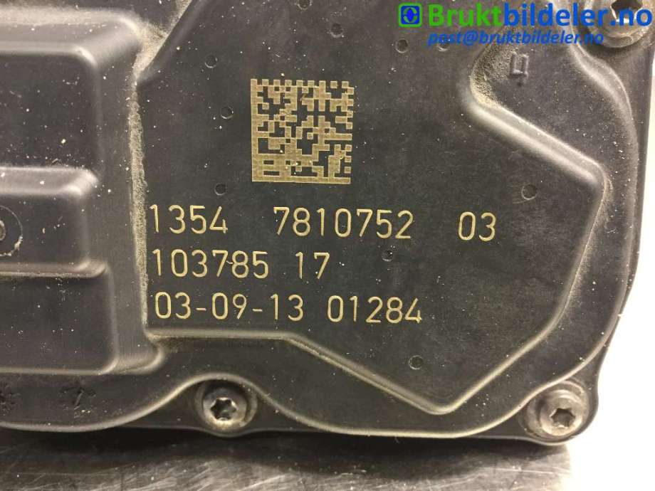Spjeldhus til BMW 5-Serie 2010-2017 (F10/F11) (F10/F11) (BMW|1354 7 810 752|)