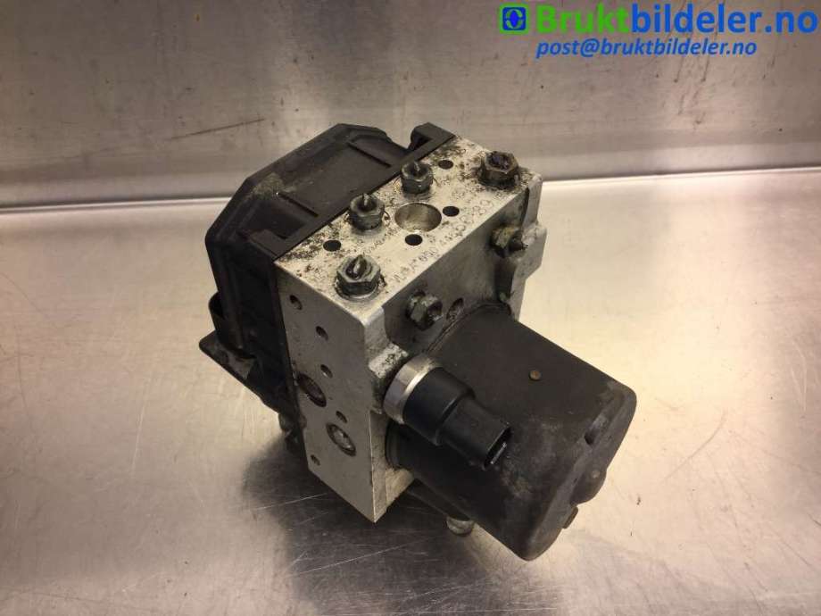 ABS sentral til Mercedes Vito/Viano 2004-2010 (Fase 1) (W639) (W639) (MERCEDES|A 000 446 66 89|0 265 950 094|)
