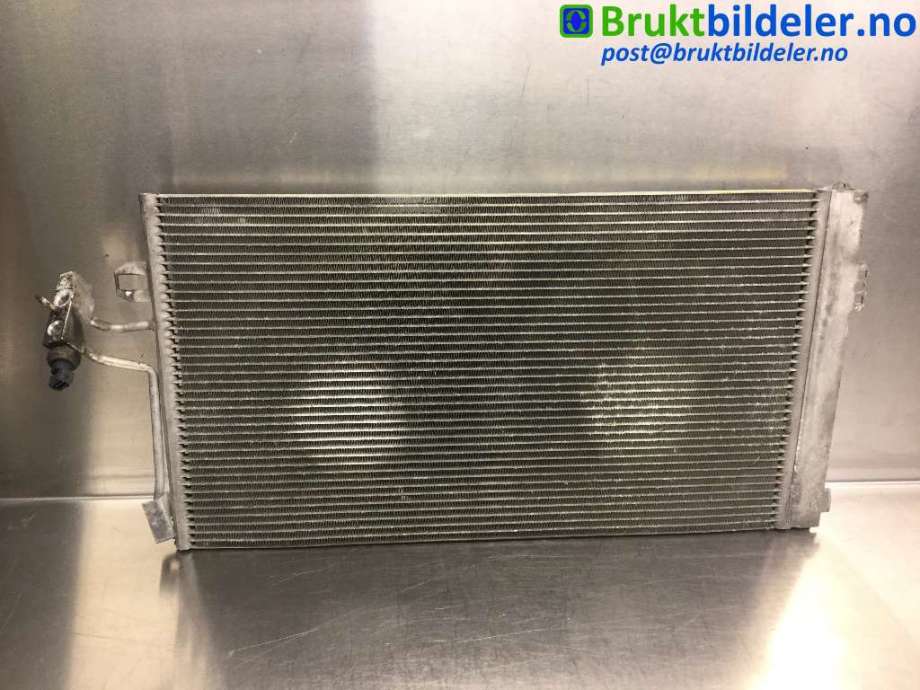 Aircondition radiator til Mercedes Vito/Viano 2004-2010 (Fase 1) (W639) (W639) (MERCEDES|A 639 835 00 70|)
