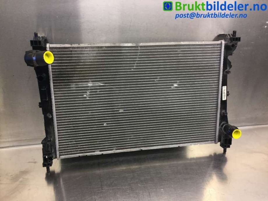 Radiator (manuell gir) til Opel Combo D, 2012-2018  (OPEL|8E4260000)