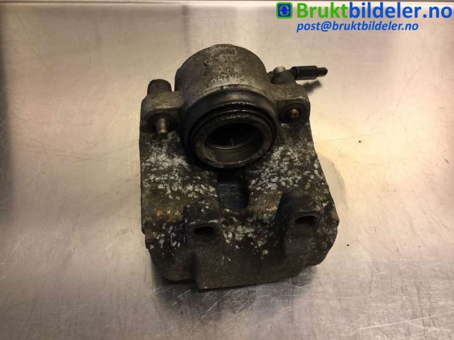 Bremsecaliper venstre foran til BMW 5-Serie 2010-2017 (F10/F11) (F10/F11) (BMW|34 11 6 791 919|)