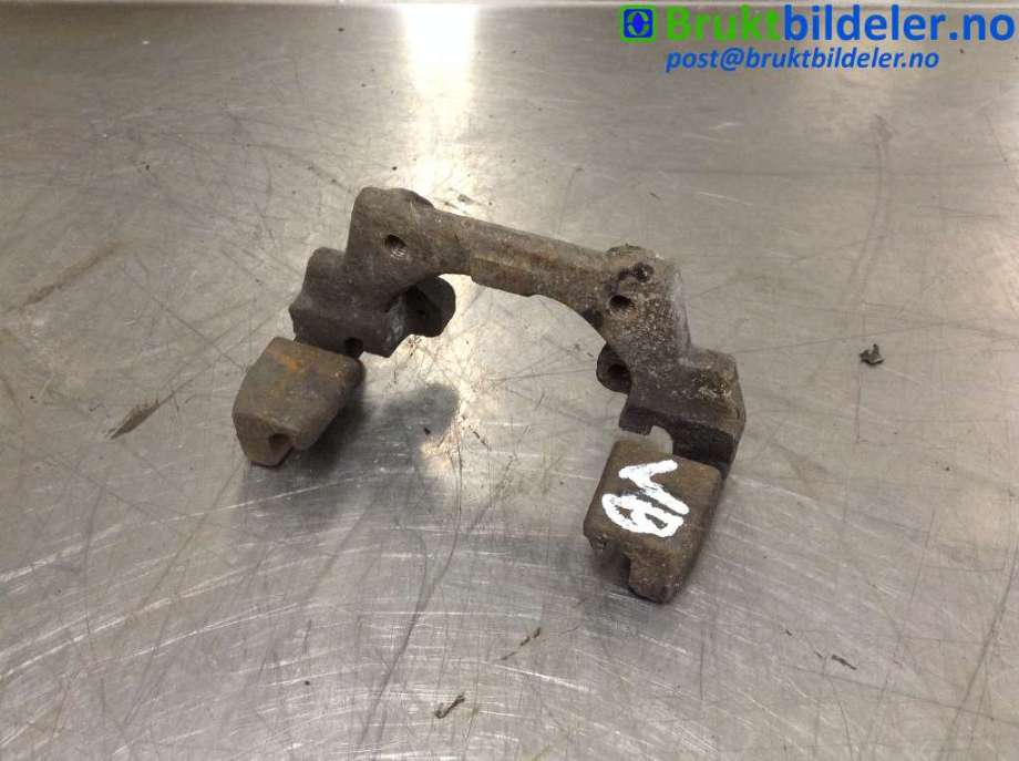 Bremsecaliper brakett til BMW 7-Serie, 1993-2001 (E38) (E38) (BMW|34 21 6 757 904)