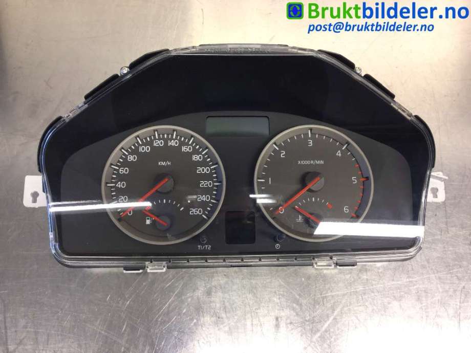 Instrumentpanel til Volvo C30, 2006-2009 (Fase 1)  (VOLVO|30710071)