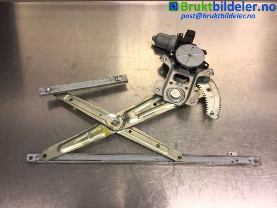 Ruteheis venstre foran til Mitsubishi Outlander 2007-2010 (Type II, Fase 1) (MITSUBISHI|5713A085|)