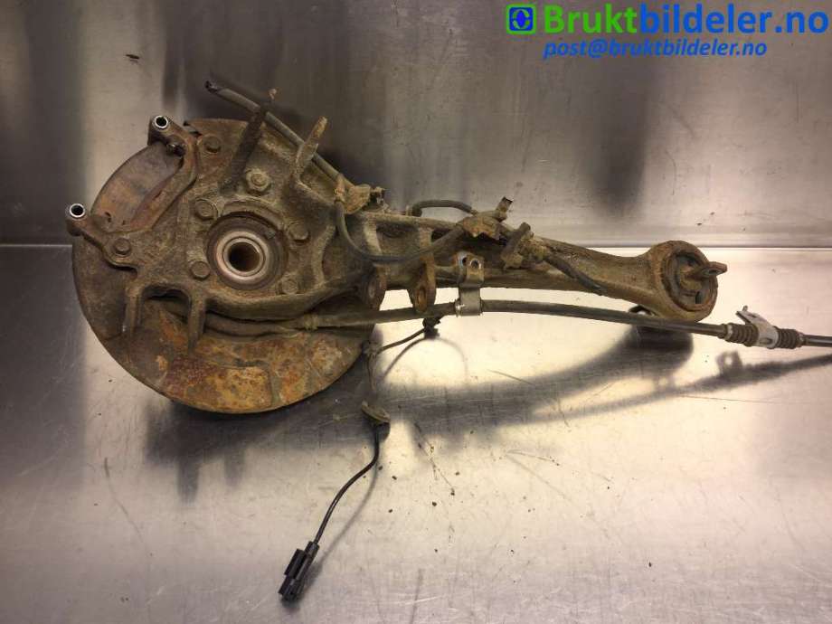 Hjulspindel venstre bak til Mitsubishi Outlander 2007-2010 (Type II, Fase 1)  (MITSUBISHI|4125A033|)