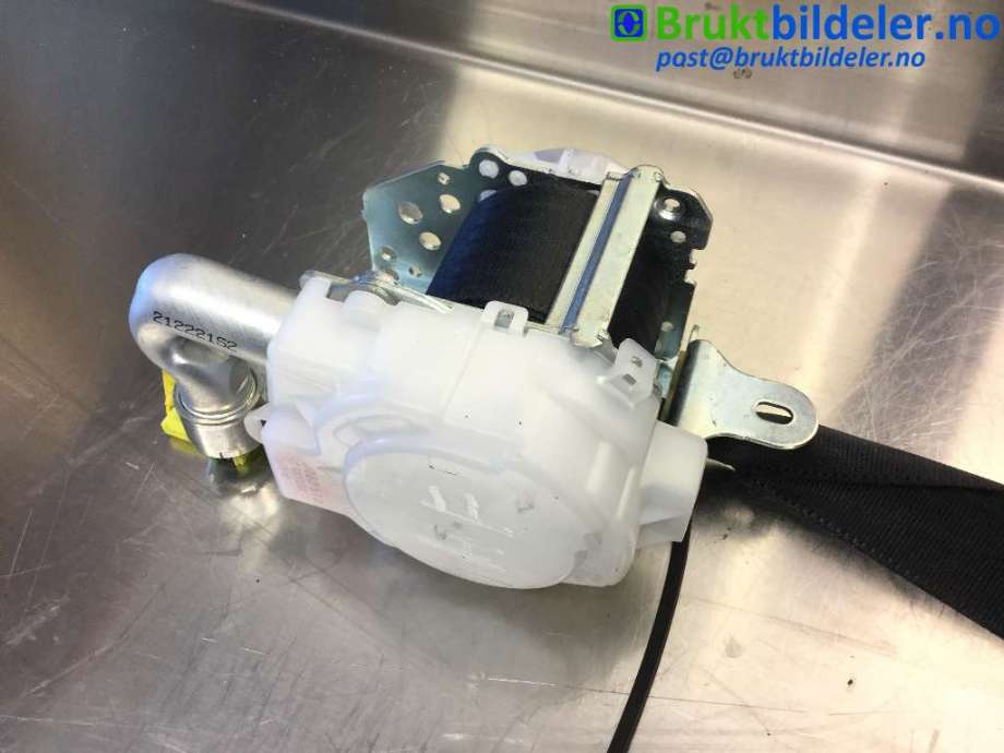 Sikkerhetsbelte foran høyre til Toyota Prius +7 2012-2020 (Type III) (stasjonsvogn) (stasjonsvogn) (TOYOTA|73210-47143-B3|)