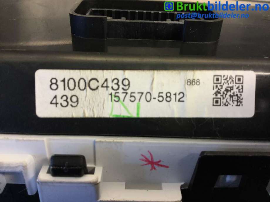 Instrumentpanel til Mitsubishi Space Star 2013-->> (Type II)  (MITSUBISHI|8100C439|157570-5812|)